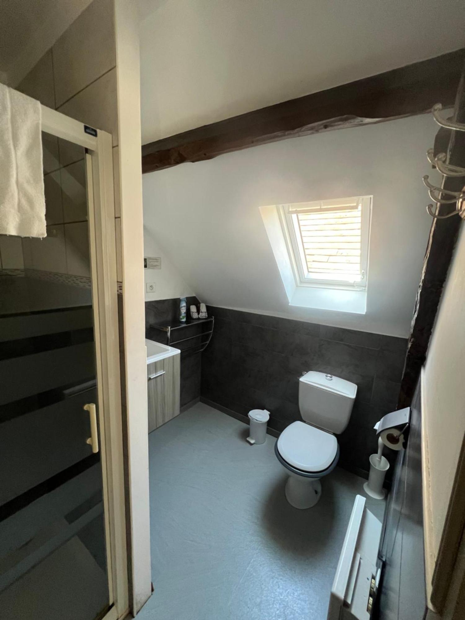 Le Jaonnet Bed & Breakfast Nabirat Exterior photo